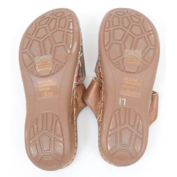 Italina Womens 9W WIDE Floral Boho Mule Clogs Vegan Leather Cottage Feminine NEW - Picture 9 of 12